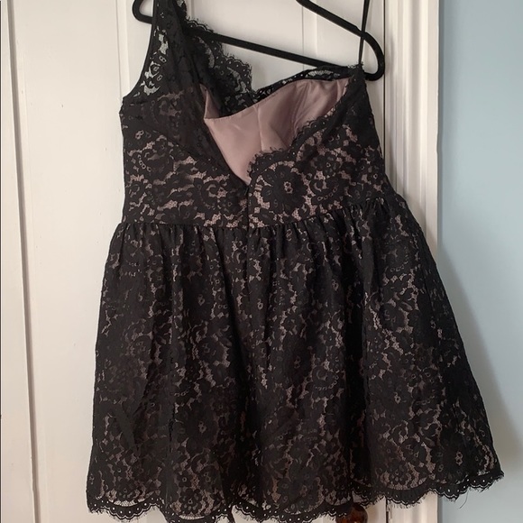 NOIR LAZARO DRESS - Picture 6 of 8